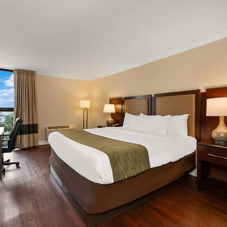 Comfort Inn Oceanside Deerfield Beach Bagian luar foto