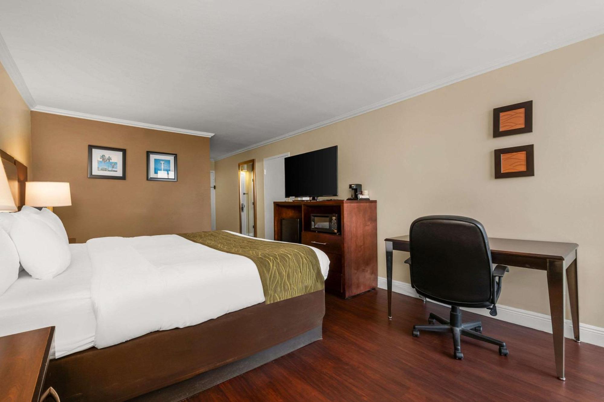 Comfort Inn Oceanside Deerfield Beach Bagian luar foto