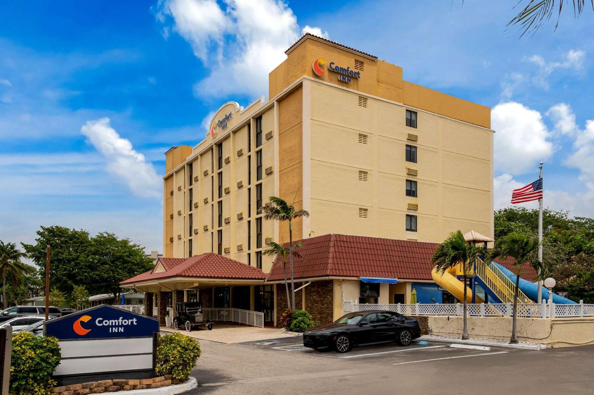 Comfort Inn Oceanside Deerfield Beach Bagian luar foto