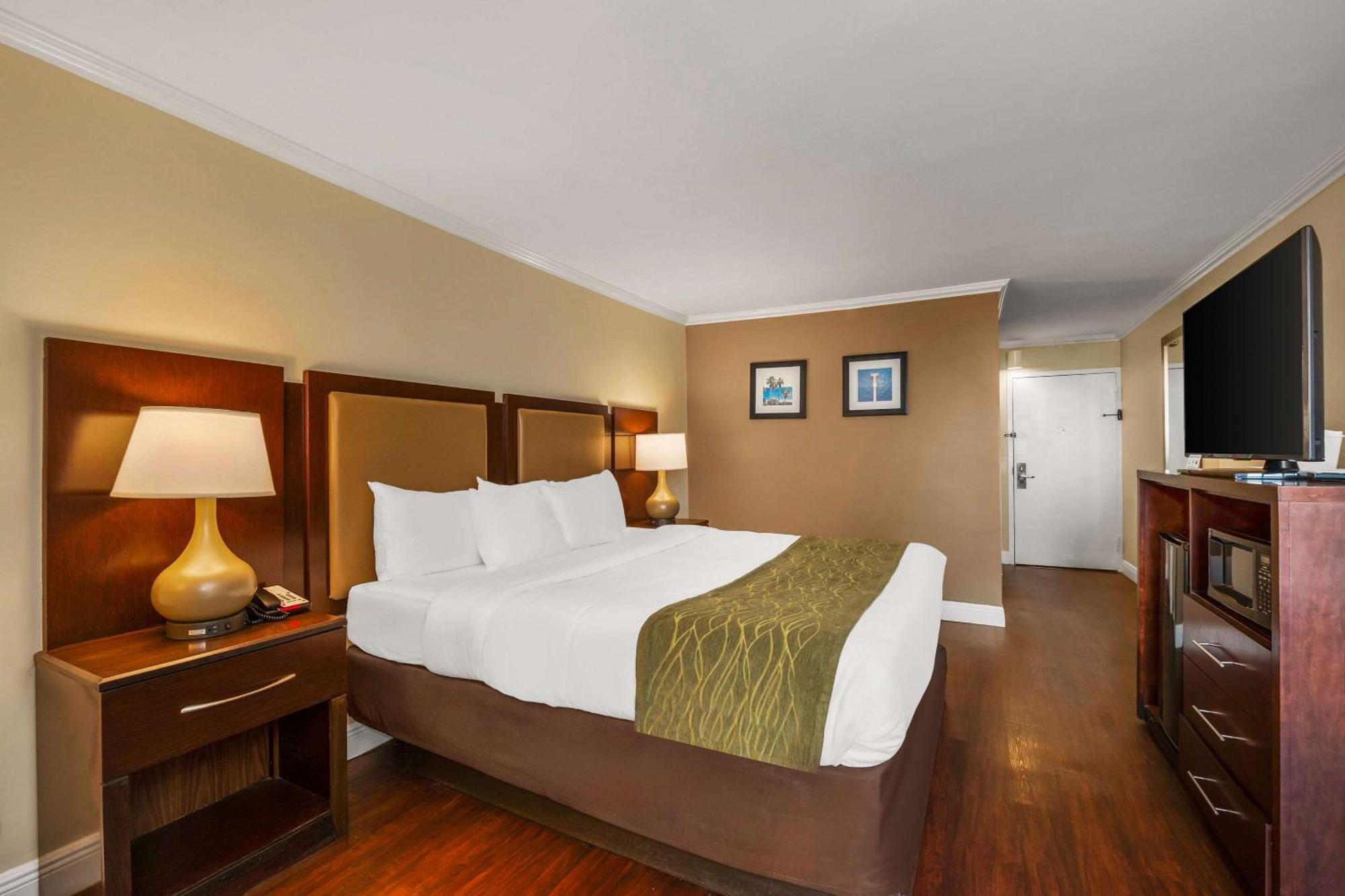 Comfort Inn Oceanside Deerfield Beach Bagian luar foto