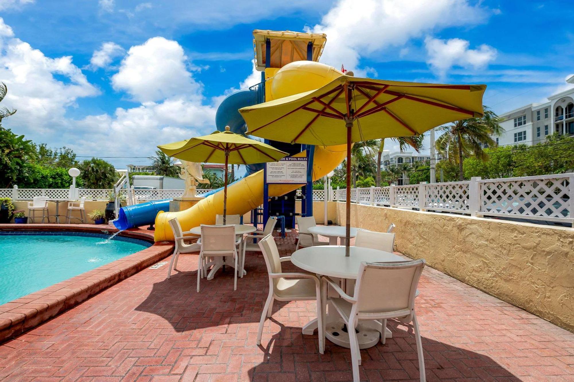 Comfort Inn Oceanside Deerfield Beach Bagian luar foto